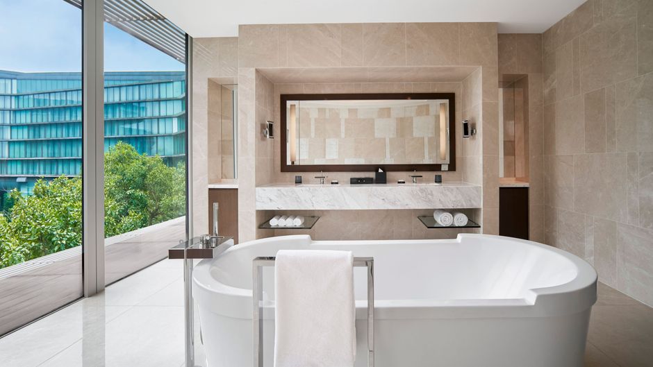JW Marriott Hotel Hanoi Room