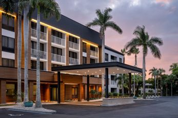 Courtyard by Marriott Naples