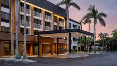 Courtyard by Marriott Naples