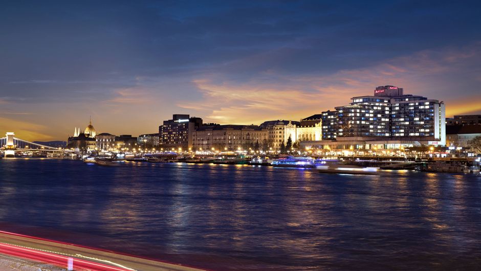 Budapest Marriott Hotel Exterior
