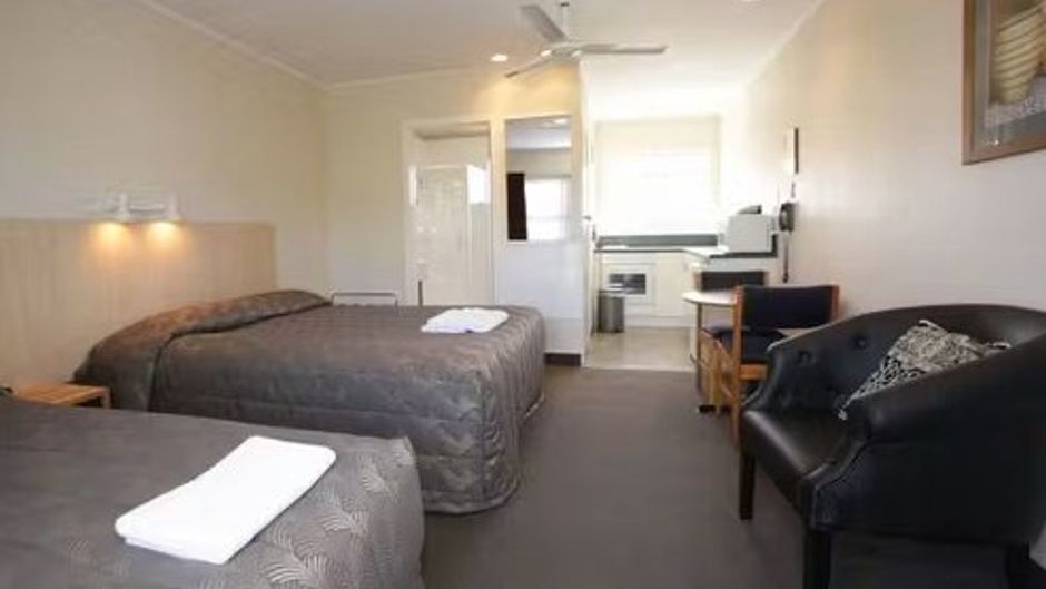 ASURE Fountain Resort Motel Room