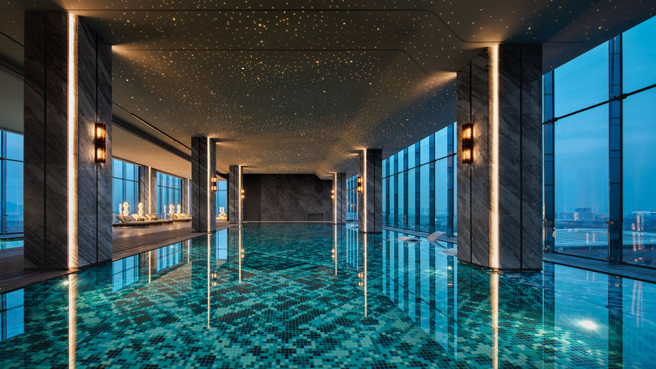 Crowne Plaza Ezhou Pool