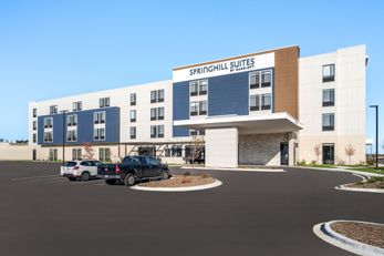 SpringHill Suites Menomonee Falls