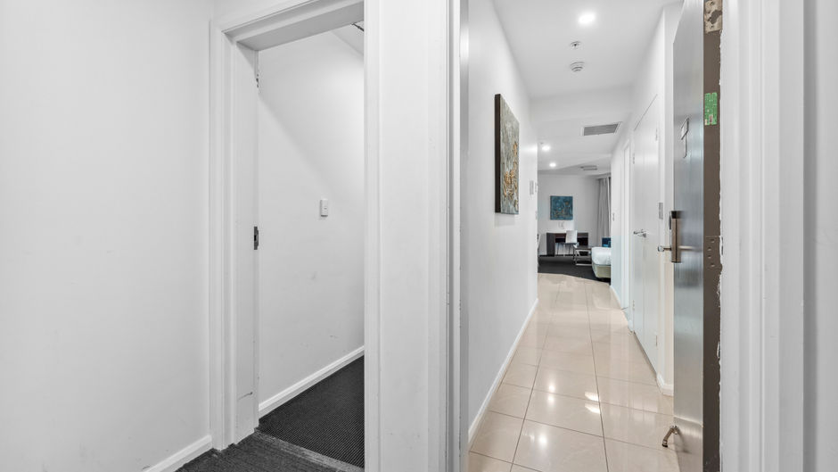 APX Apartments World Square Sydney Room