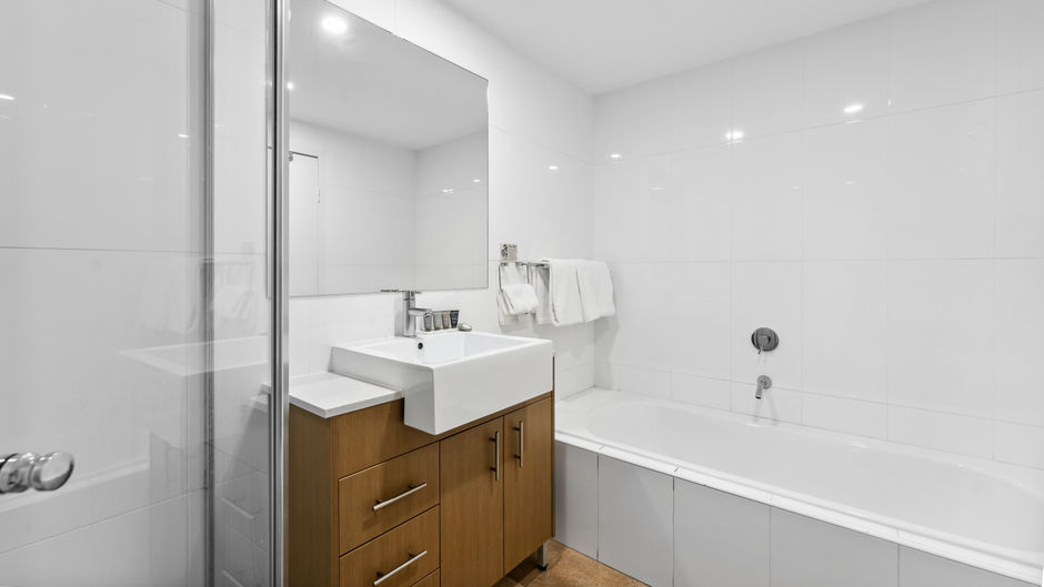 APX Apartments World Square Sydney Room