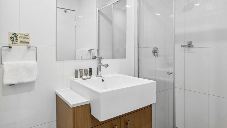APX Apartments World Square Sydney Room