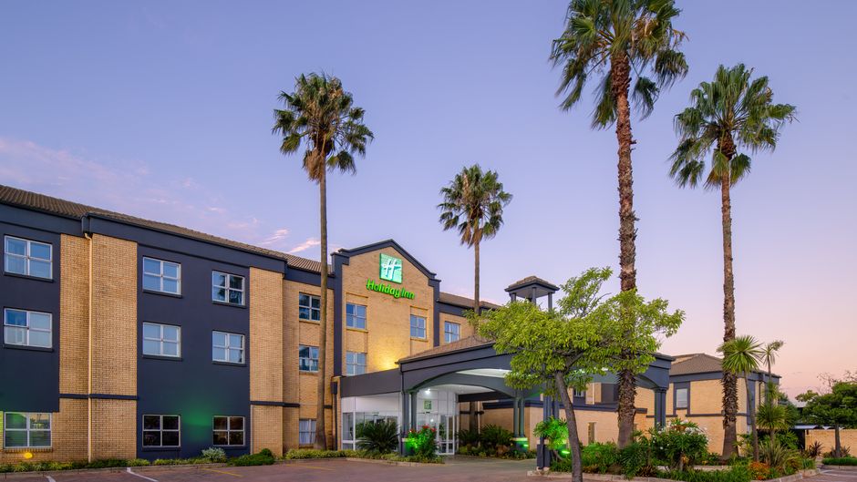 Holiday Inn Johannesburg Airport Exterior