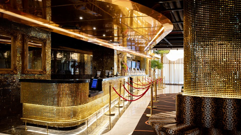 Hotel Sky Cape Town Lobby