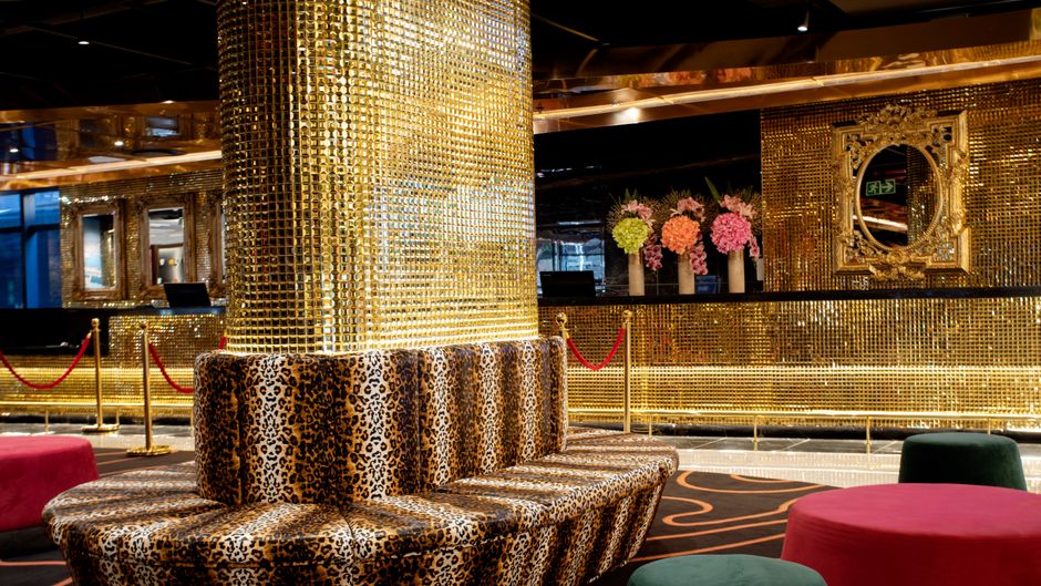 Hotel Sky Cape Town Lobby