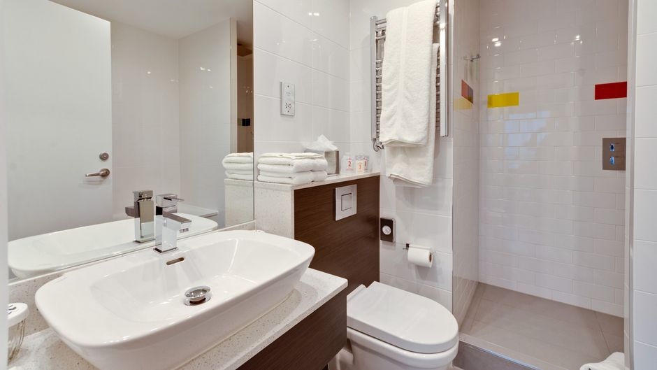 Hotel Football, a Tribute Hotel Room