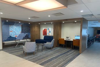 Holiday Inn Express & Suites Elyria