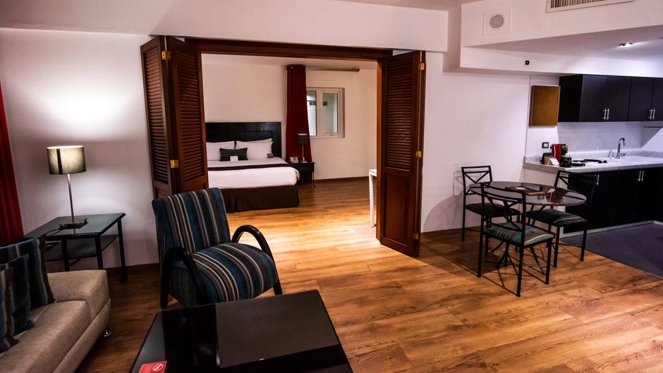 El Polo Aparthotel Suite