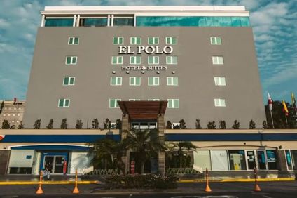 El Polo Aparthotel