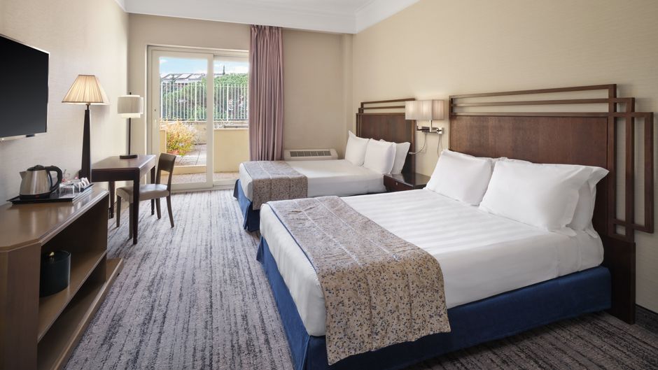 Crowne Plaza Rome-St Peter's Suite
