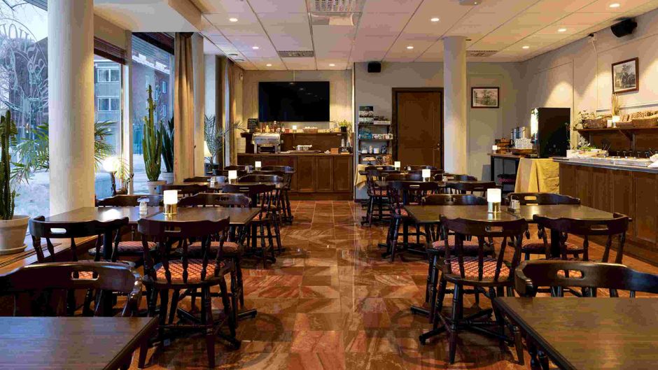 Hotel Bishops Arms, Mora Restaurant