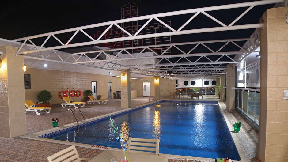 Park Regis Lotus Hotel Pool