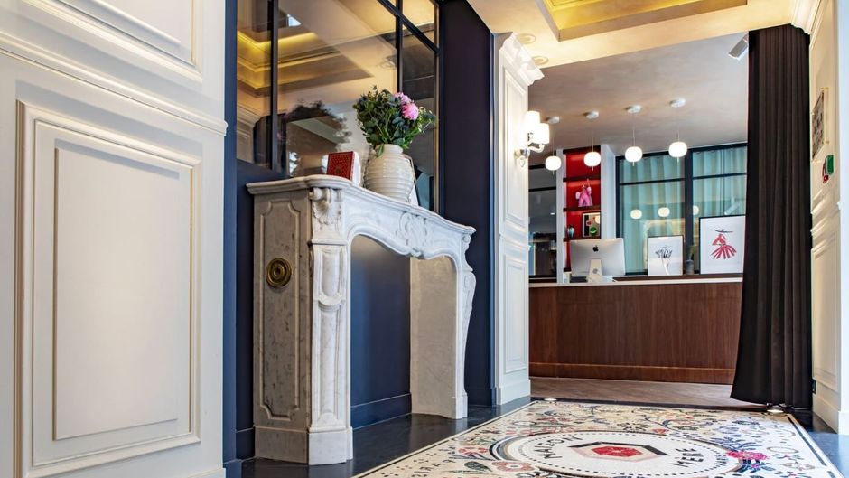 Maison Mere Lobby