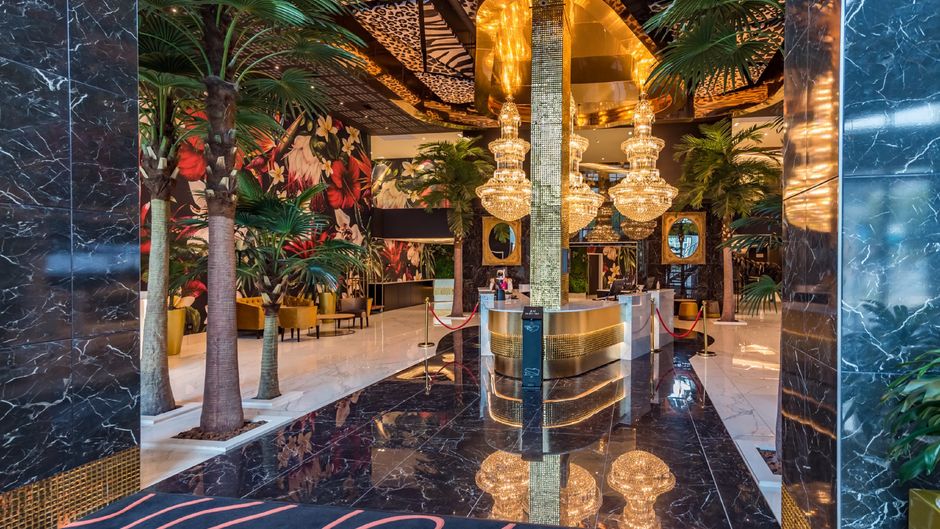 Hotel Sky Sandton Lobby
