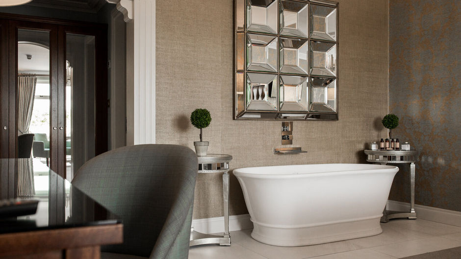The Clanard Court Hotel Room