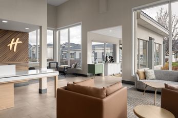 Holiday Inn Ontario