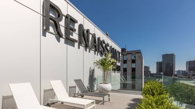 Renaissance Montreal Downtown Hotel