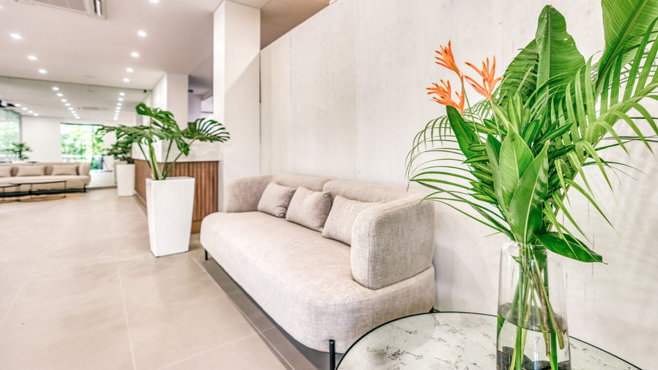 Palms City Resort Lobby