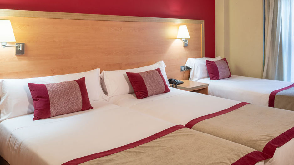 Hotel Real Lleida Room