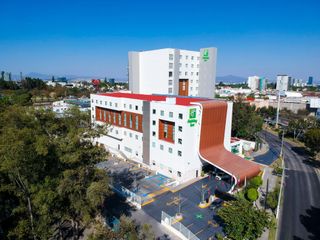Holiday Inn Patria-Universidad