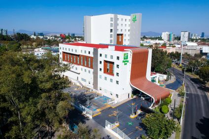 Holiday Inn Patria-Universidad
