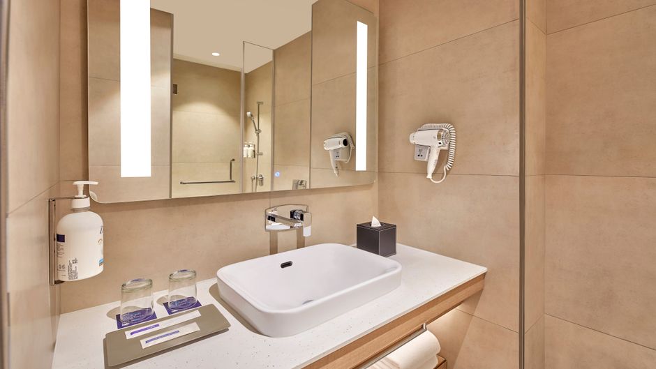 Holiday Inn Express Room