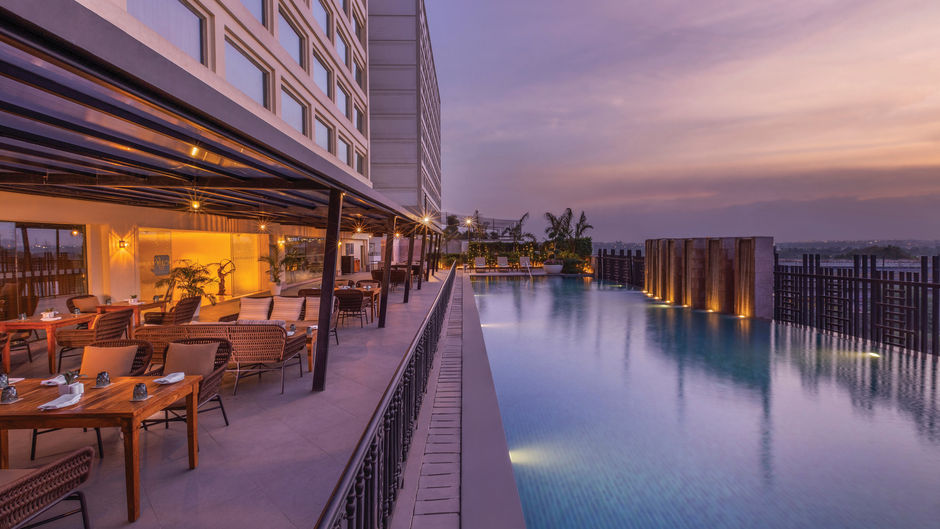 Holiday Inn New Delhi Mayur Vihar Noida Exterior
