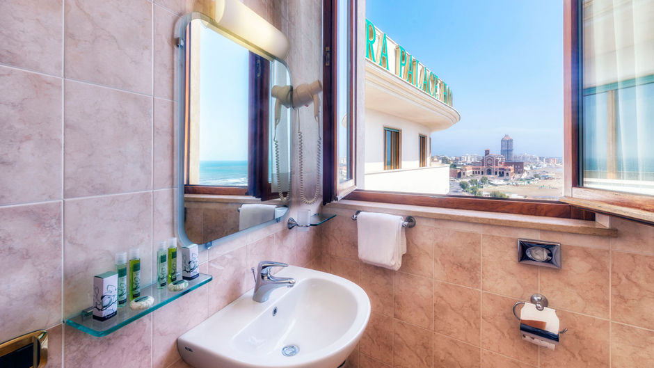 Astura Palace Hotel Room
