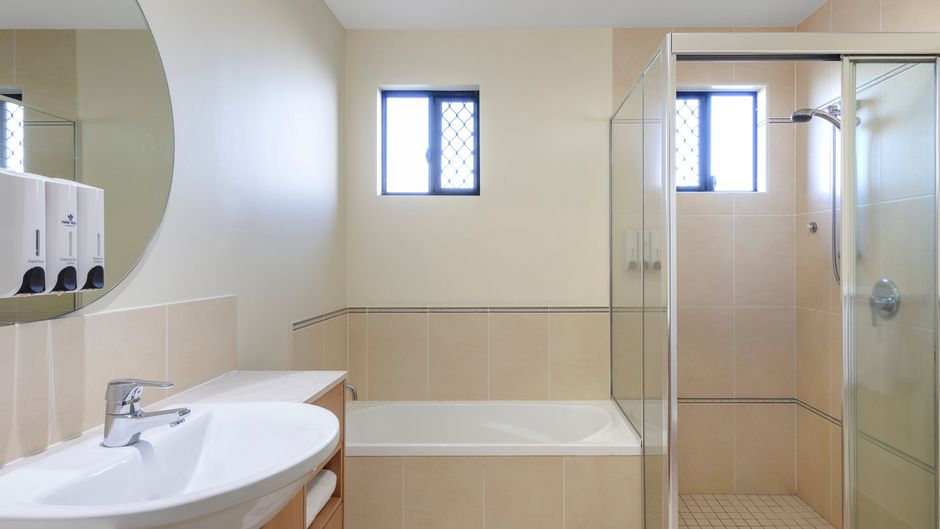 Piermonde Apartments, Cairns Room