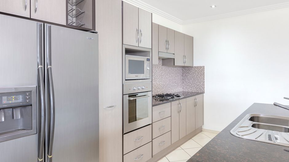 Piermonde Apartments, Cairns Room