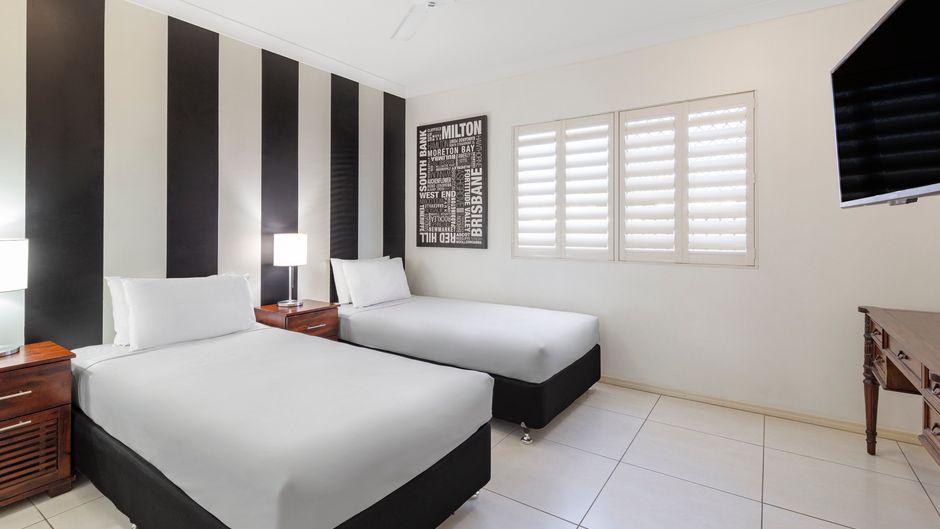 Piermonde Apartments, Cairns Pool