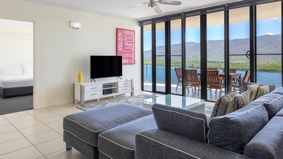 Piermonde Apartments, Cairns Pool