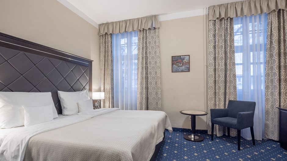 Pytloun Old Armoury Hotel Prague Room