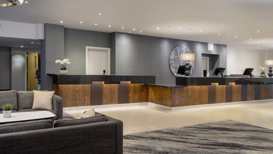 Delta by Marriott Peterborough Lobby