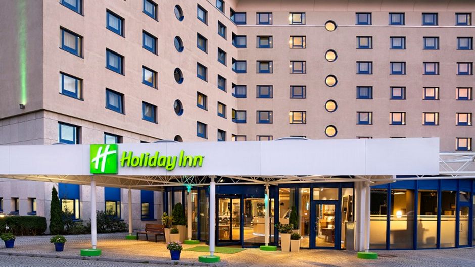 Holiday Inn Stuttgart Exterior
