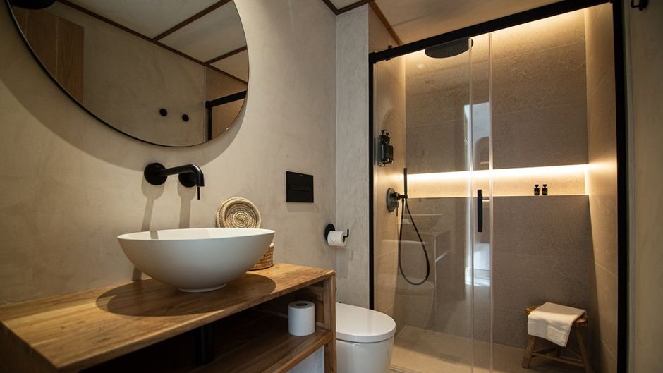 Albades Hotel Room