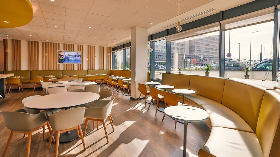 Holiday Inn Express Paris - CDG Airport Restaurant