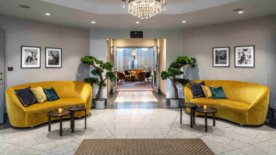 Dockyard Hotel Lobby