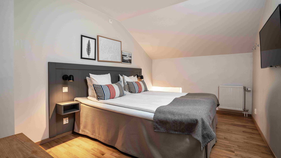 Dockyard Hotel Room