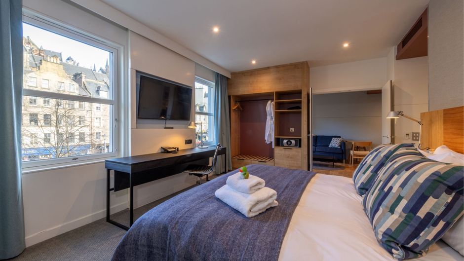 Apex City of Edinburgh Hotel Room