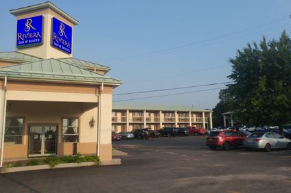 Riviera Inn & Suites