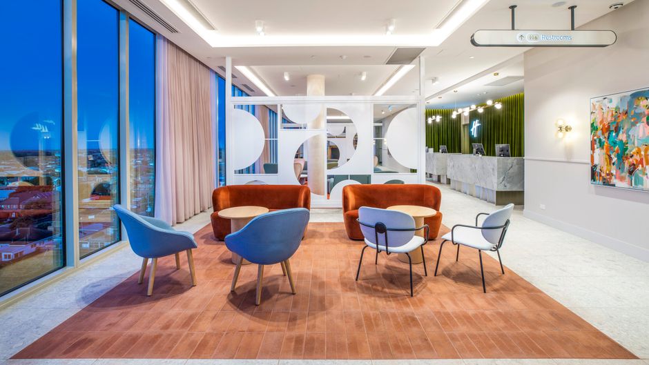 Holiday Inn Werribee Lobby