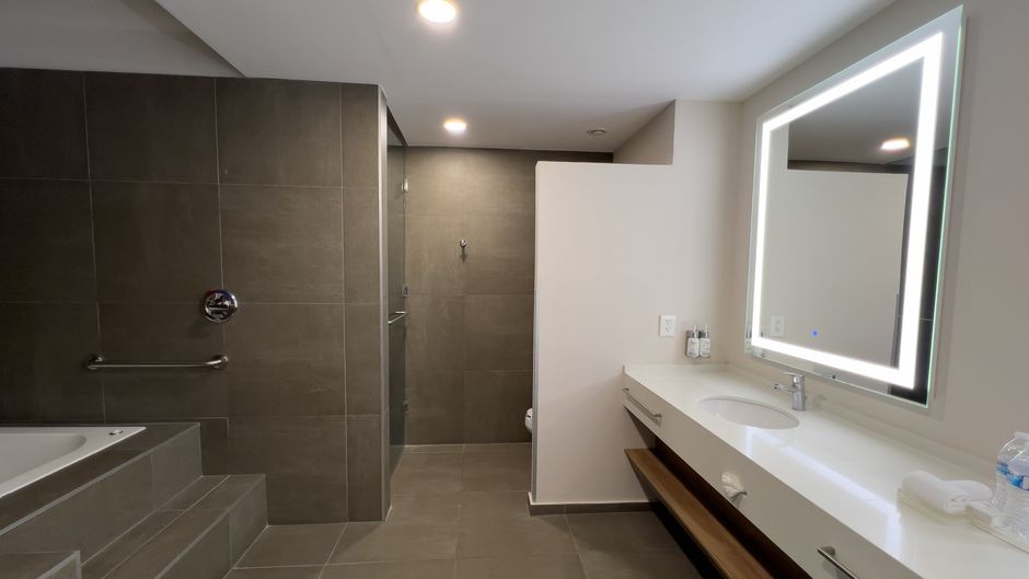 Holiday Inn San Luis Potosi-Quijote Suite