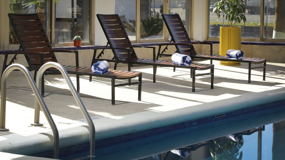 voco Saltillo Suites Pool