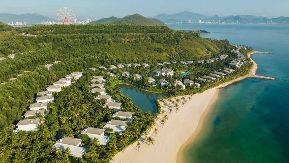 Nha Trang Marriott Resort & Spa, Hon Tre Exterior