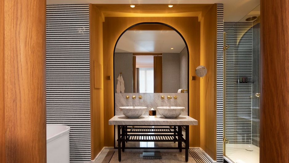 Hotel Vernet Champs Elysees Suite